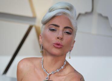 Lady Gaga estrena pareja... y no es Bradley Cooper