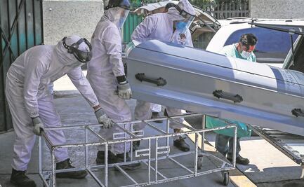 Suman mil 300 decesos en un mes