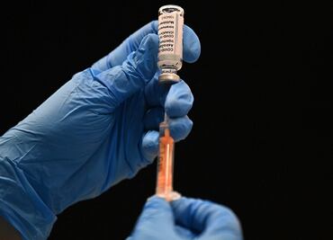 La mejor protección contra ómicron es dosis de refuerzo: estudio