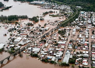 Afectados por las inundaciones en Brasil recibirán dos mil toneladas de carne donadas
