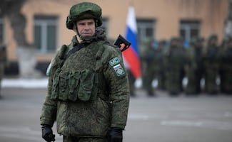 Senado ruso aprueba ley para desplegar tropas en el extranjero; será para proteger a sus ciudadanos procesados