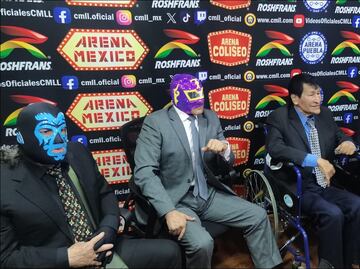 Leyendas de la lucha libre mexicana presentes en Homenaje a Dos Leyendas; festejaron a la familia Lutteroth