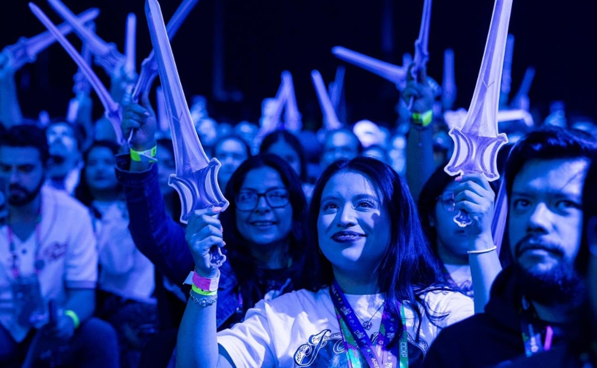 RT @Univ_espect: “Amos del Universo