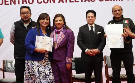 Brugada entrega reconocimientos a atletas olímpicos; anuncia reformas para promover el deporte