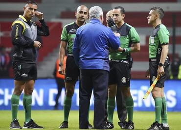 Quienes dirigen a los árbitros no tienen idea de lo que hacen