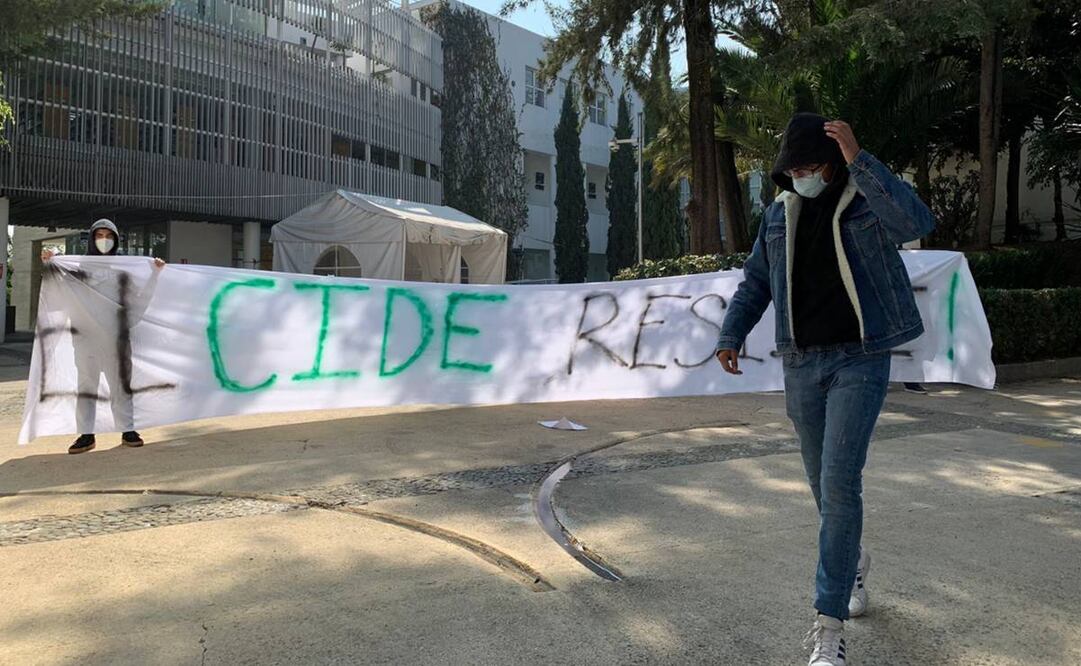 "Este acto no es correcto, son instalaciones federales": director del CIDE a estudiantes