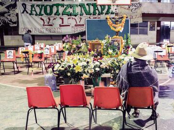 En el olvido, casa de estudios de los 43