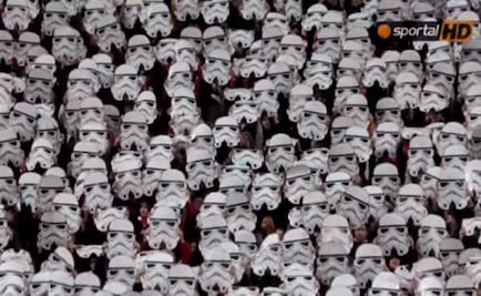 Hinchas recibieron a su equipo al estilo de Star Wars