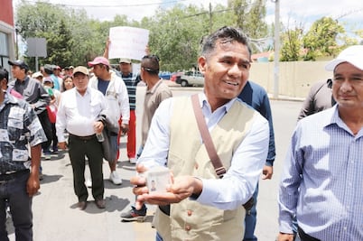 Edil obliga a padres a protestar en la SEP de Hidalgo