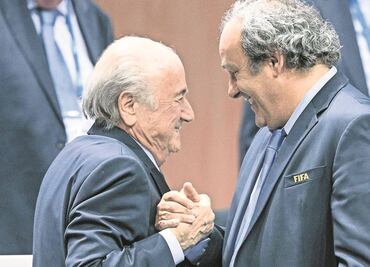 ¿Qué motivó el castigo de Blatter y Platini?