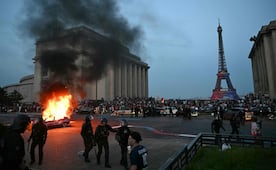 FOTOS: Disturbios en festejos del PSG deja 45 detenidos en París; aficionados marcharon por las avenidas cerca del Arco del Triunfo