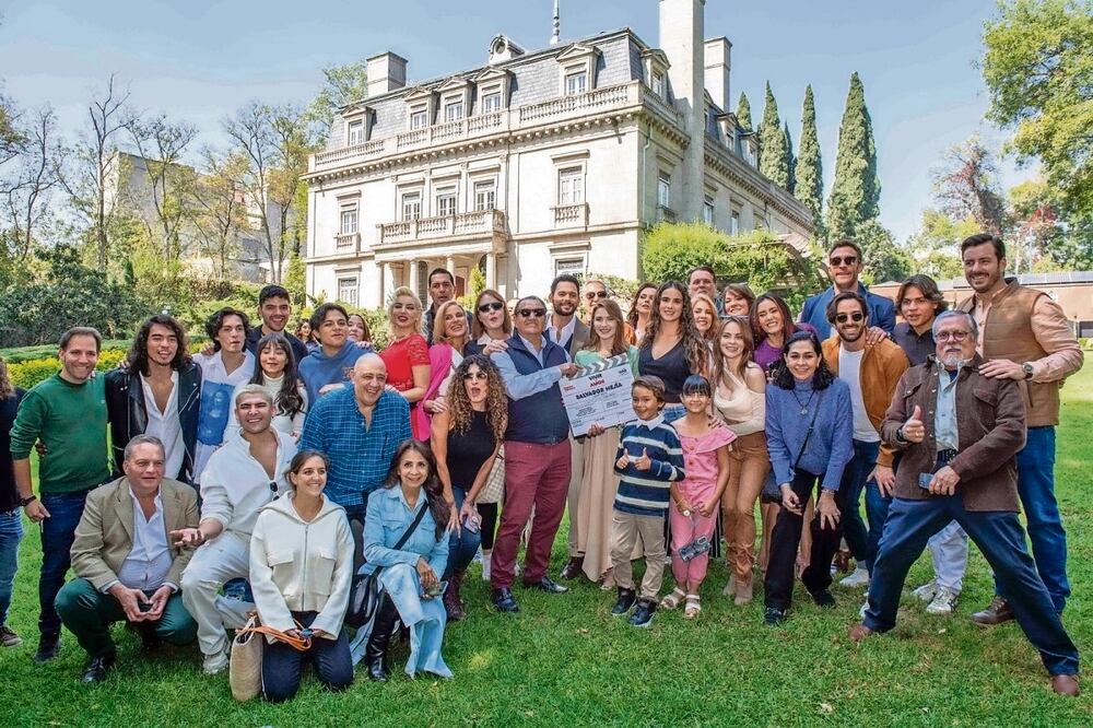 La telenovela recién arrancó grabaciones. Tendrá locaciones en cdmx y en una playa. FOTO: Salvador Mejía, El Universal