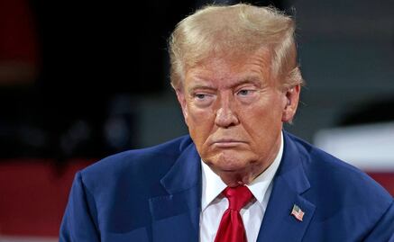 Trump afirma que recaudará “grandes sumas” por imposición de aranceles; insiste que busca proteger a empresas de EU