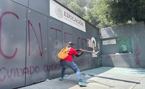 Mexico City guarantees security for World Cup Fan Fest amid CNTE protests