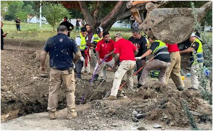Rescatan a trabajador en Ciudad Victoria, Tamaulipas; quedó atrapado en una zanja mientras reparaba la red hidráulica