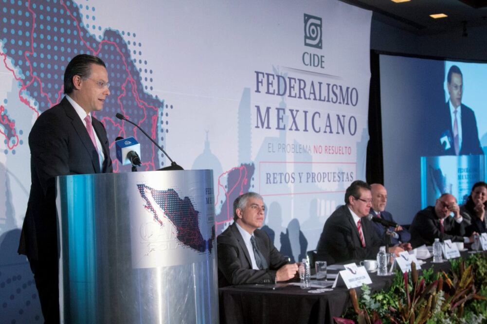 Especialistas participaron en el foro Federalismo mexicano: el problema no resuelto. Retos y propuestas, organizado por el CIDE (GALO CAÑAS. CUARTOSCURO)