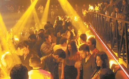 Sinaloa extrema supervisión en playas y antros por Covid-19