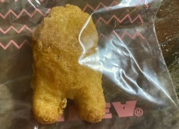 Viral: venden nugget de pollo con forma de Among Us en casi 2 millones de pesos