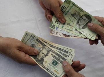 Precio del dólar abre este martes en 20.64 pesos al mayoreo; sigue el nerviosismo en los mercados ante nuevos aranceles de Trump