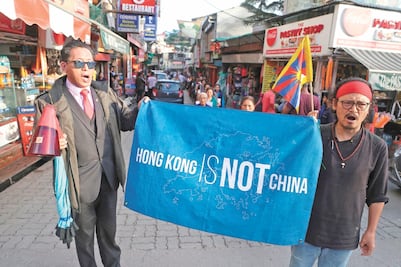 Facebook y Twitter enfrentan a China