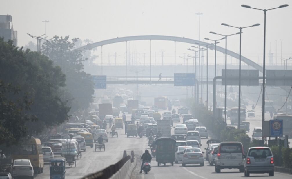 Escuelas de Nueva Delhi cierran indefinidamente por contaminación del aire