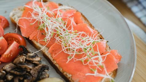 Si tienes algunas de estas enfermedades no puedes consumir alfalfa