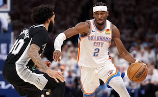 El Thunder vence a los Spurs y se pone a un juego de las Finales de la NBA