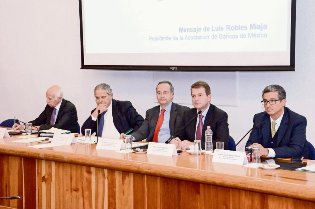 Durante la conferencia de prensa, la Asociación de Bancos de México descartó que el gobierno de Donald Trump cancele los planes de inversión de las firmas originarias de ese país que operan en México. (CORTESÍA. ABM)