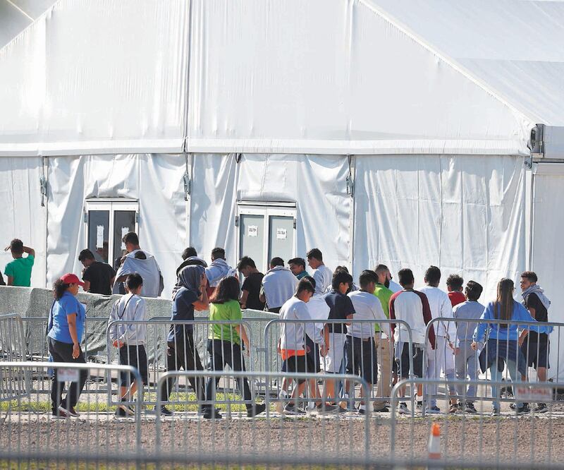 Menores migrantes en el refugio temporal de Homestead para niños no Acompañados, el 19 de febrero de 2019. Foto: WILFREDO LEE. AP