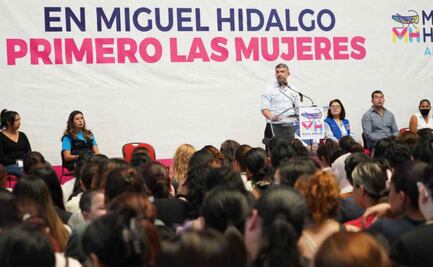 Tabe entrega apoyos del programa Pa’ las Jefas en Miguel Hidalgo