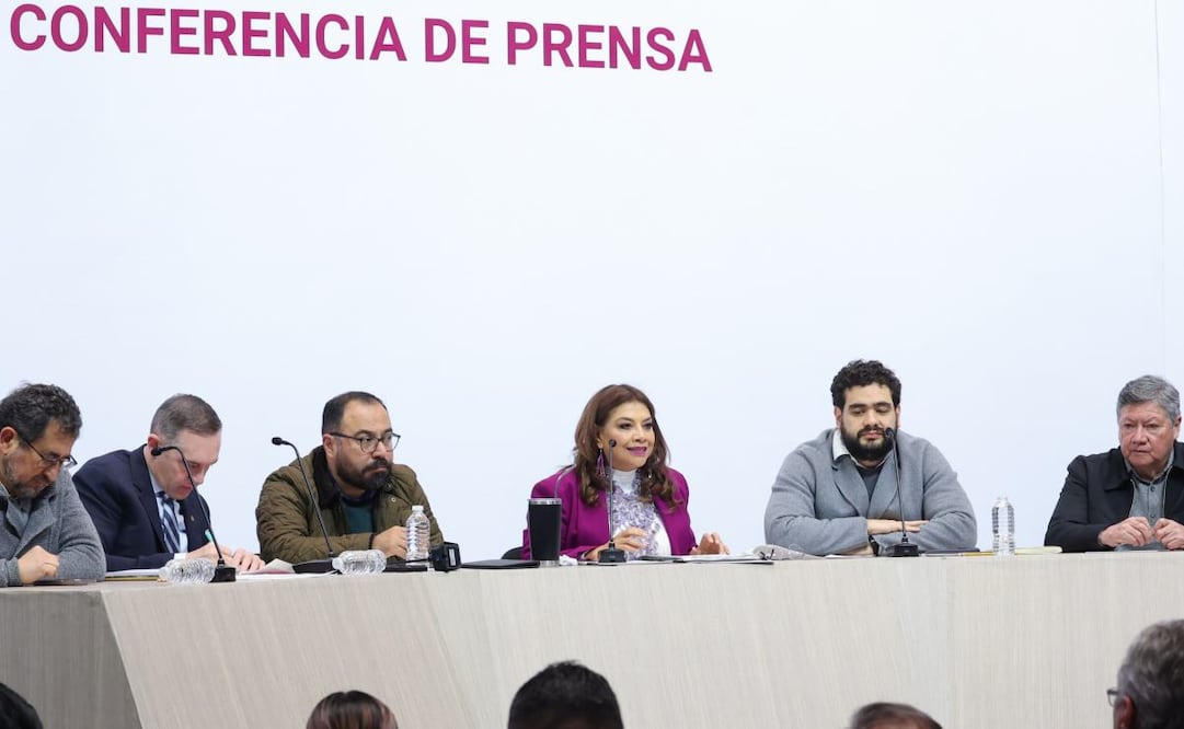 Gobierno de la CDMX mantienen pláticas con los sindicatos del Metro y Tranviarios para conjurar marcha y huelga.
Foto: Especial.