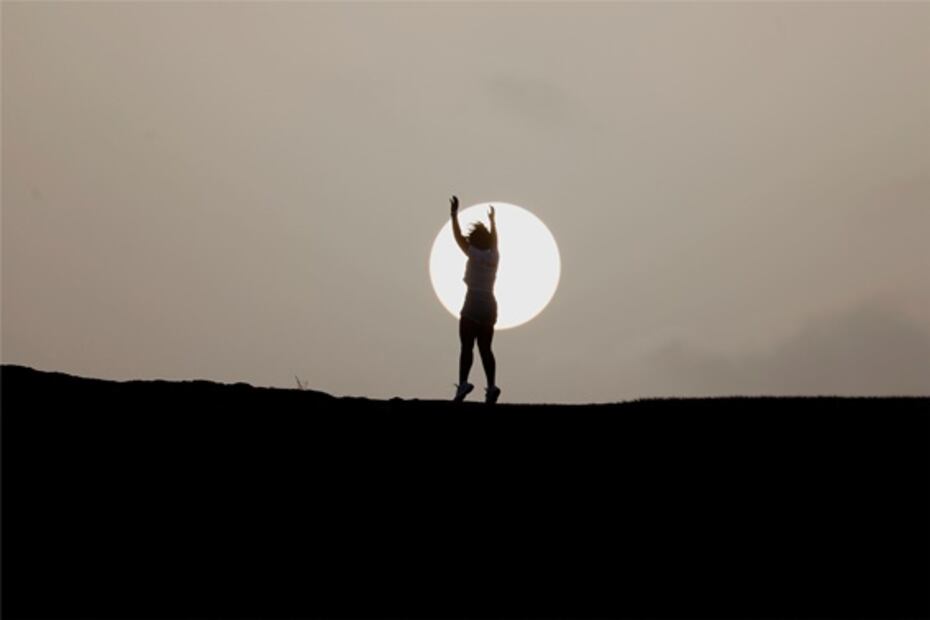Así se ve la nube de polvo del Sahara que ya llegó al Caribe