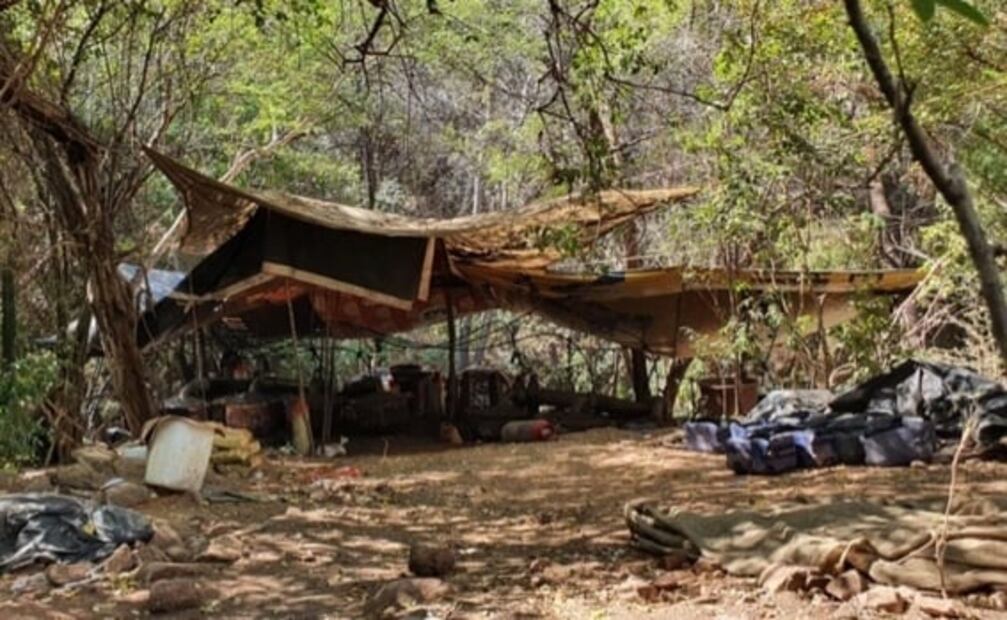 Hallan laboratorio clandestino de droga sintética camuflado en Culiacán