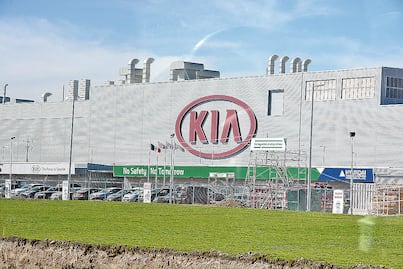 Nuevo León hace público convenio con KIA Motors