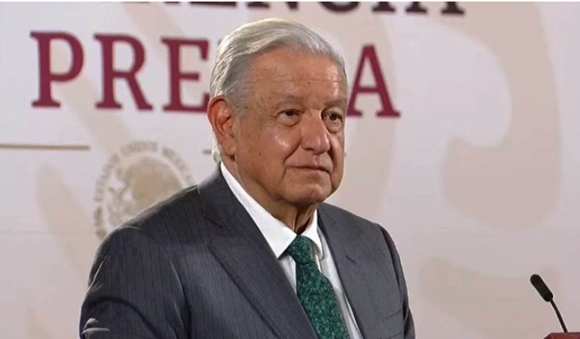 El presidente Andrés Manuel López Obrador afirmó que las protestas contra del IMSS-Bienestar son resultado de la época de elecciones y la politiquería. Foto: especial