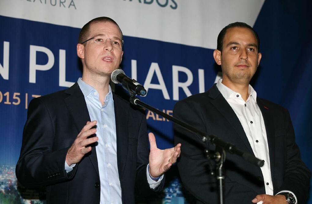 Ricardo Anaya, presidente Nacional del PAN y el nuevo coordinador de los diputados del PAN, Marko Cortés (Foto: Roberto Armocida / EL UNIVERSAL)