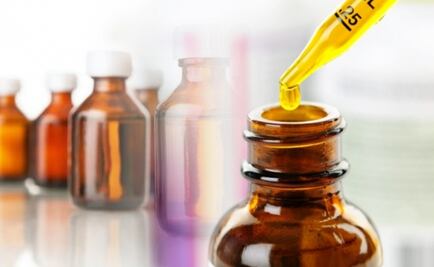 Familia que vendía blanqueador como "cura milagrosa" contra el Covid es hallada culpable en EU