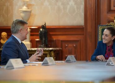 Sheinbaum se reúne con CEO de Scotiabank, Scott Thomson; revisan acciones del Plan México