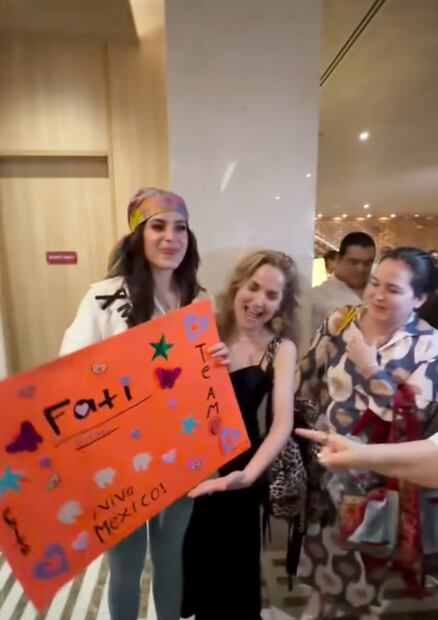 Fátima Bosch llega a Bangkok, a cuatro días de que sea la final de Miss Unvierse 2025.
Foto: Instagram, vía @fatimaboschfdz