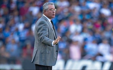 El debut de Víctor Manuel Vucetich con las Chivas