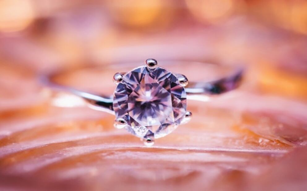 Así se pueden convertir las cenizas de tus seres queridos en diamantes