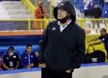 Técnico de El Salvador previo a enfrentar a México, “Vamos contra lo mejor de Concacaf”