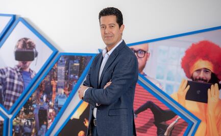 Intel hará chips de smartphones si empresas lo piden, dice CEO en México