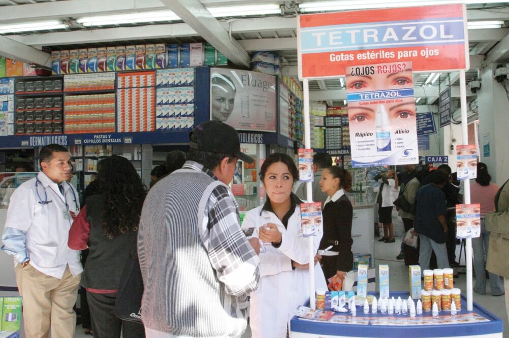 De acuerdo con analistas especializados, las farmacias tradicionales o independientes sufren la pérdida de ingresos ante la constante transformación del mercado en el que se desarrollan (ARCHIVO EL UNIVERSAL)