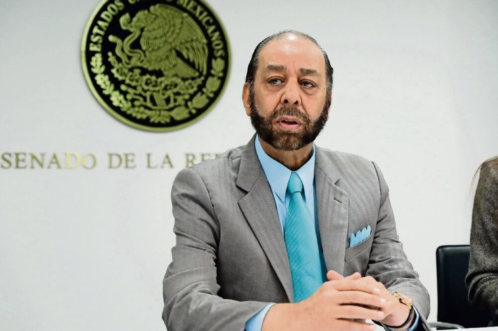 Teófilo Torres, presidente de la comisión que analiza el TPP en el Senado, dijo que se dará un plazo para que los sectores se reinventen (ARCHIVO EL UNIVERSAL)