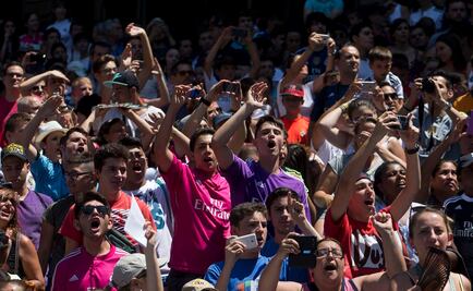 Aficionados piden la dimisión de Florentino Pérez