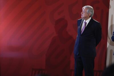 AMLO afirma que gasolina baja pero "poquito"