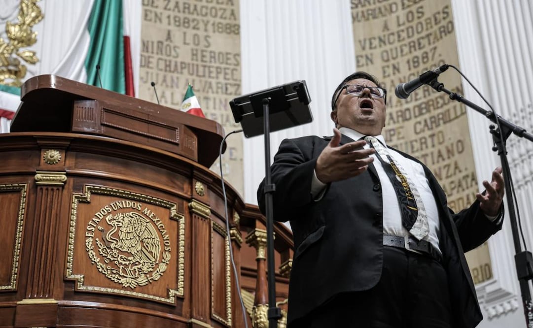 ¡Ahora no hubo cabaret! Dan clase de historia y ofrecen concierto de música clásica en el Congreso CDMX.
Foto: Gabriel Pano / EL UNIVERSAL