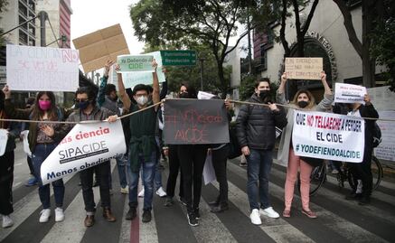 Comunidad del CIDE se manifiesta por las acciones de su director José Antonio Romero Tellaeche 
