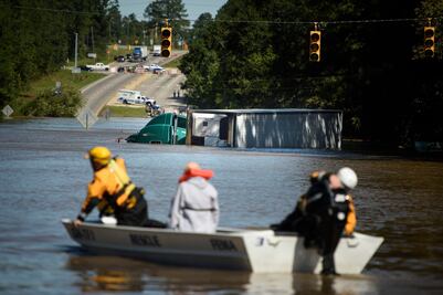 "Matthew" deja 21 muertos en EU y a Carolina del Norte inundada